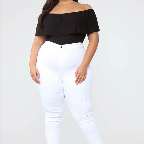 Happy Hour Bodysuit
Black
Size: XL - Picture 6 of 7